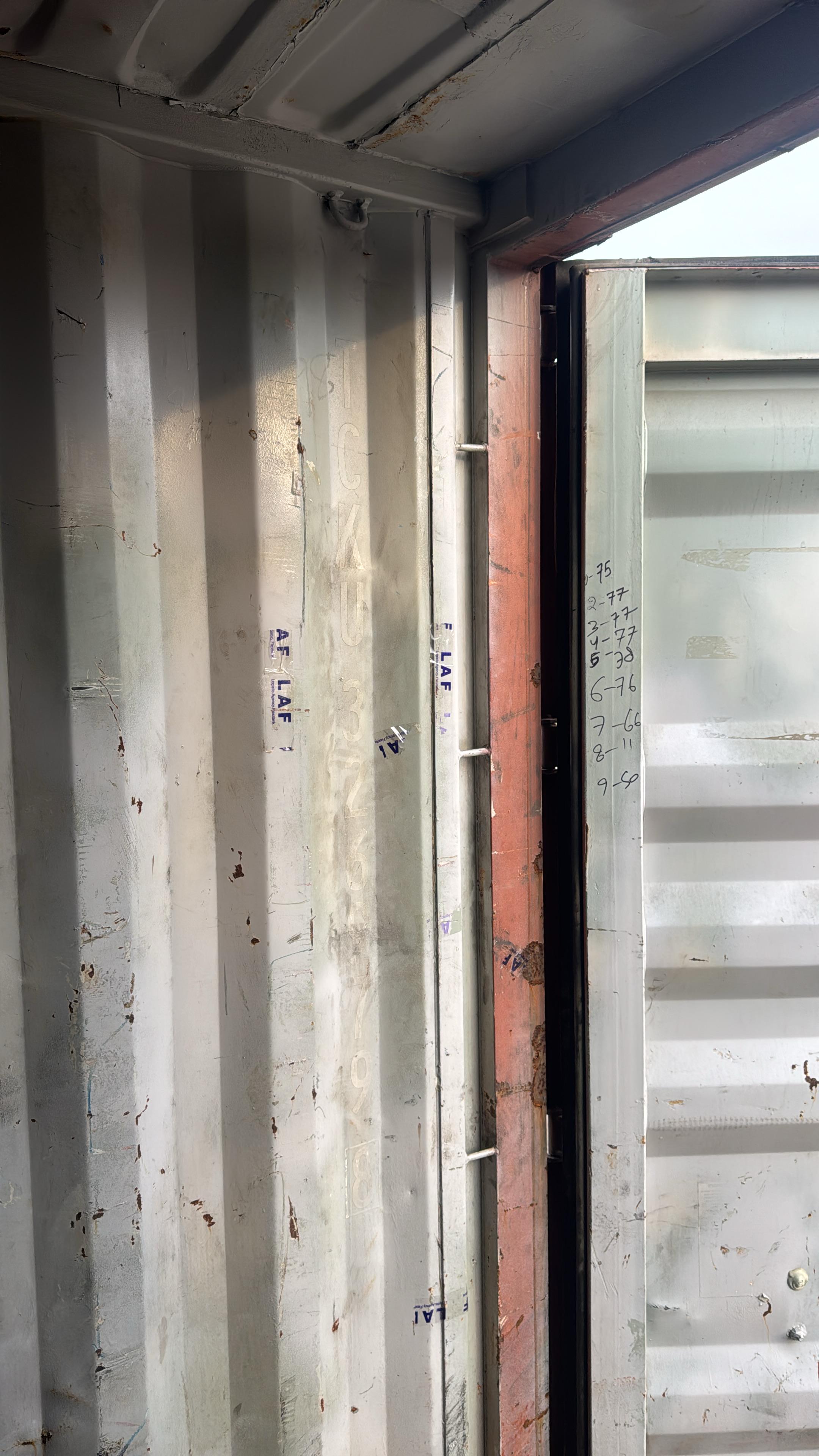 Морской контейнер TCKU3269798